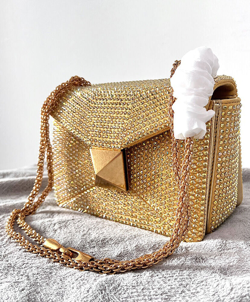 One Stud Embroidered Bag With Chain