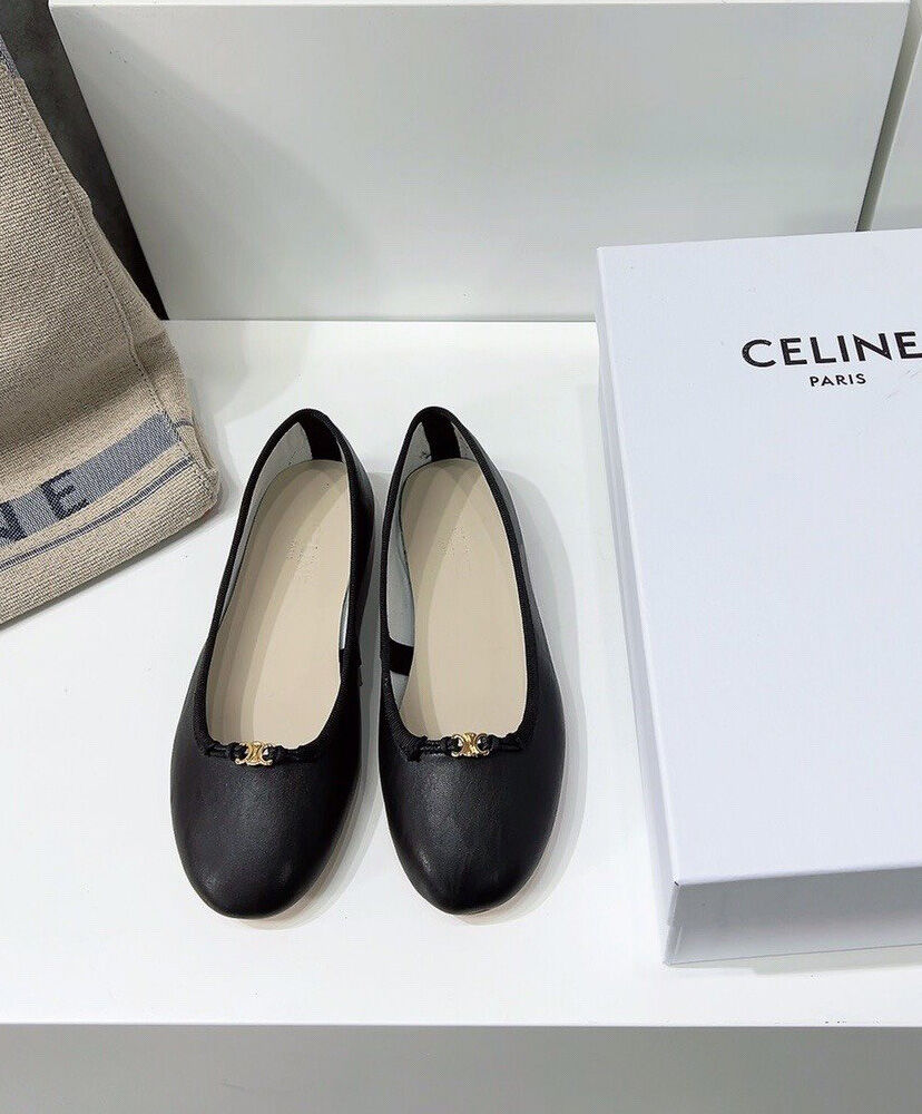 Les Ballerines Celine Triomphe Ballerina In Lambskin