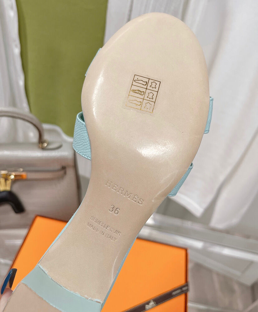 Oasis Sandal