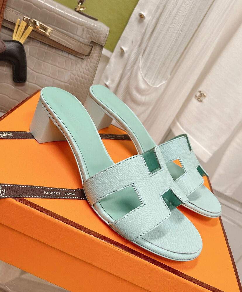 Oasis Sandal