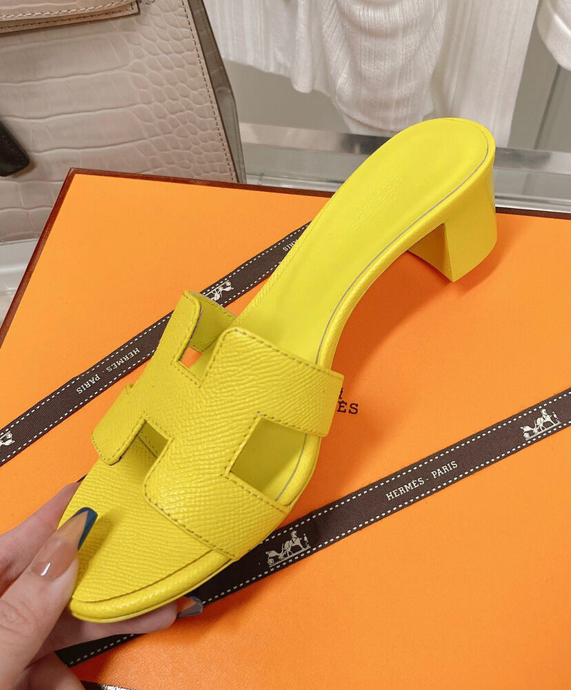 Oasis Sandal