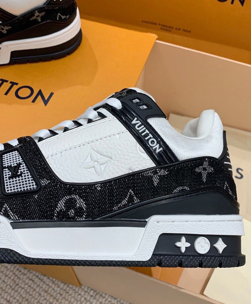 LV Trainer Sneaker