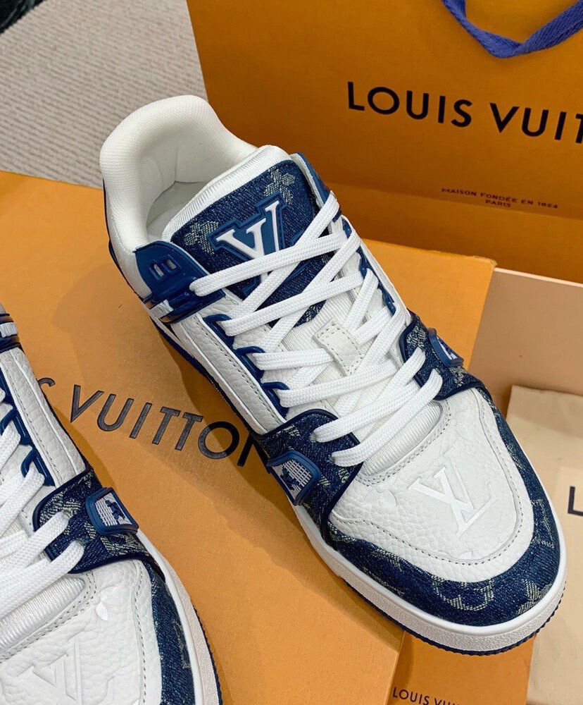 LV Trainer Sneaker