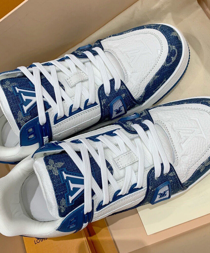 LV Trainer Sneaker