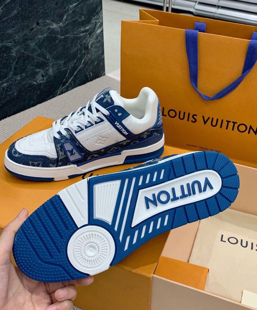 LV Trainer Sneaker