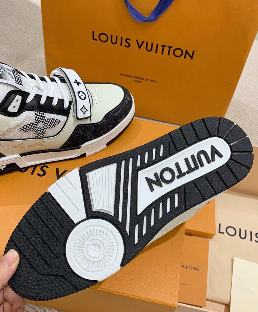 LV Trainer Sneaker