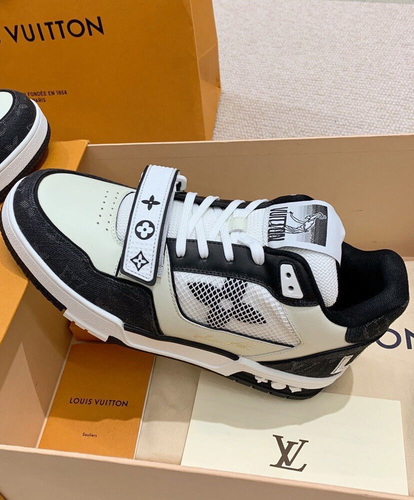 LV Trainer Sneaker