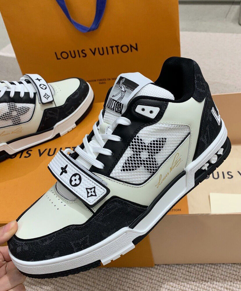 LV Trainer Sneaker