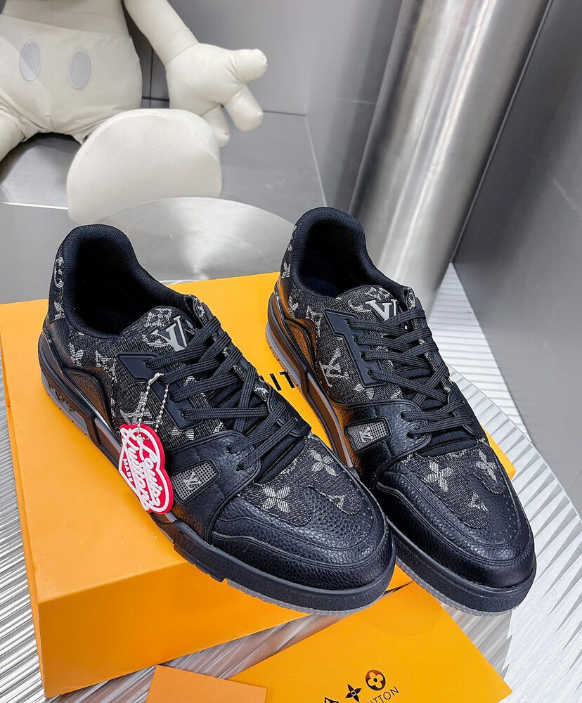 LV Trainer Sneaker