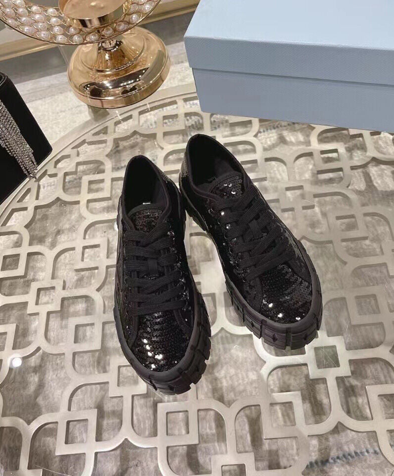 Double Wheel Sequin Sneakers