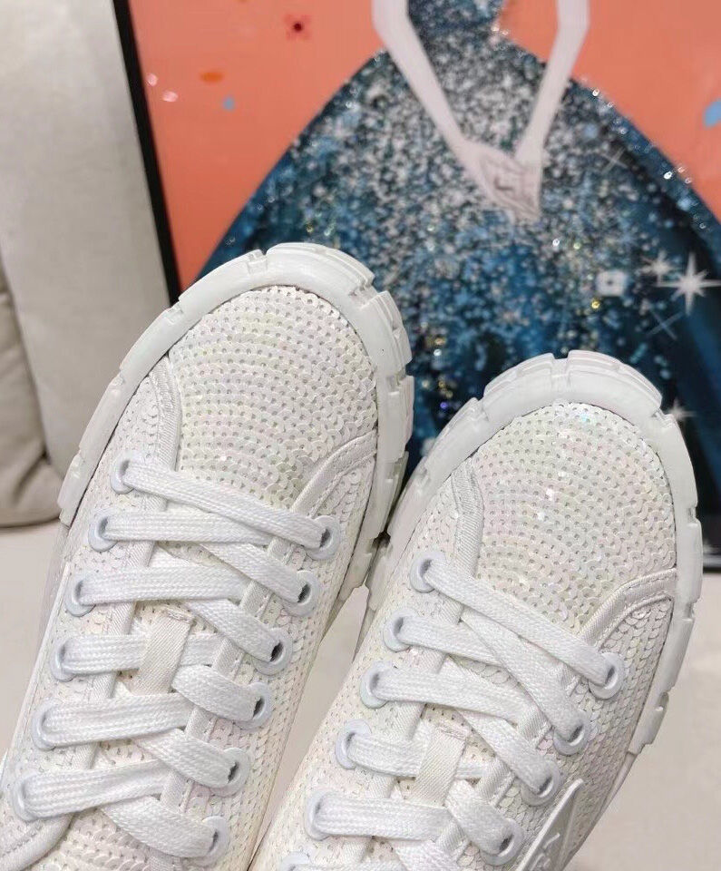 Double Wheel Sequin Sneakers