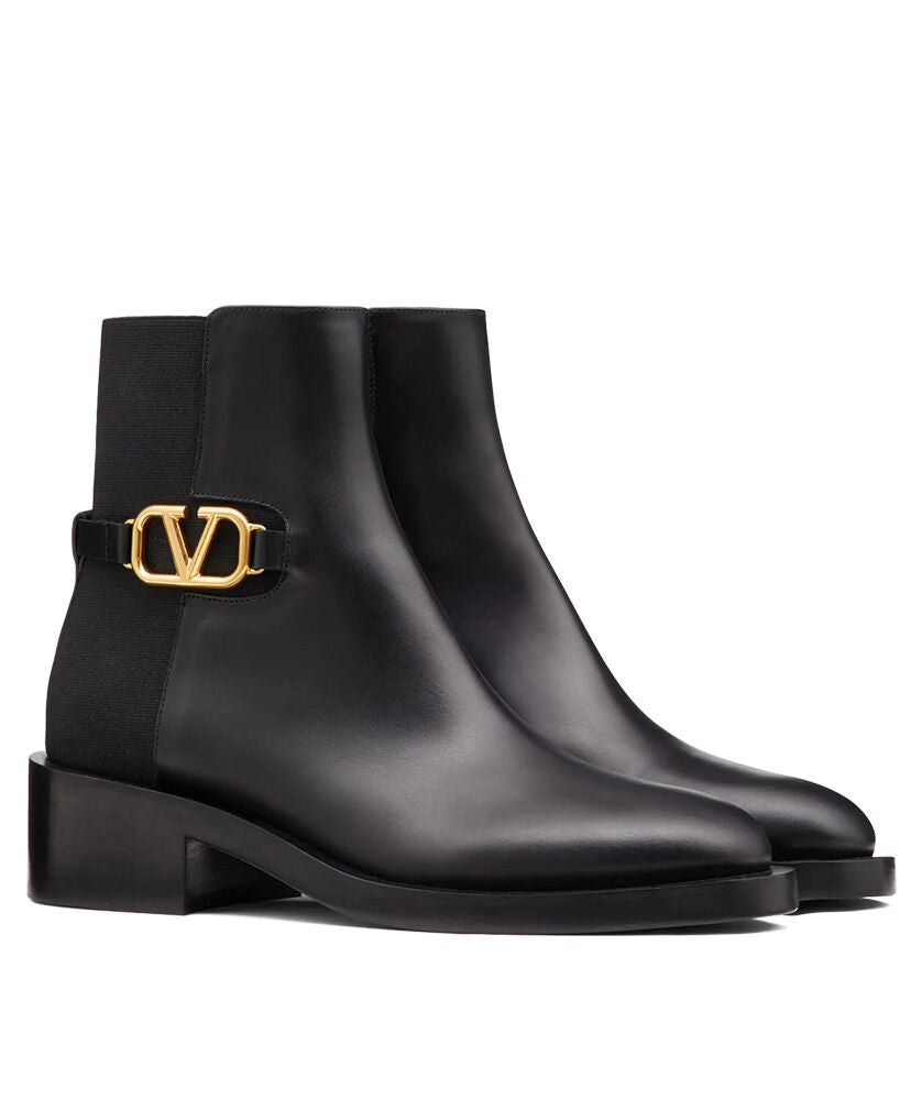 Vlogo Signature Calfskin Ankle Boot 30MM