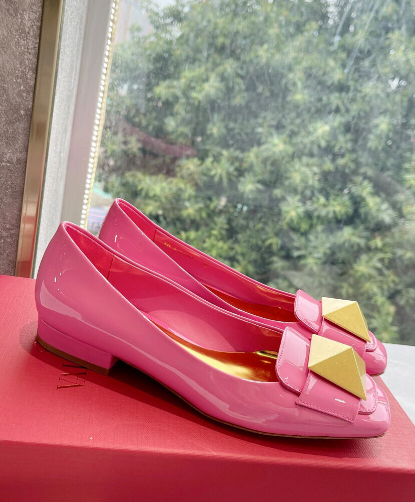 One Stud Patent Leather Ballerinas